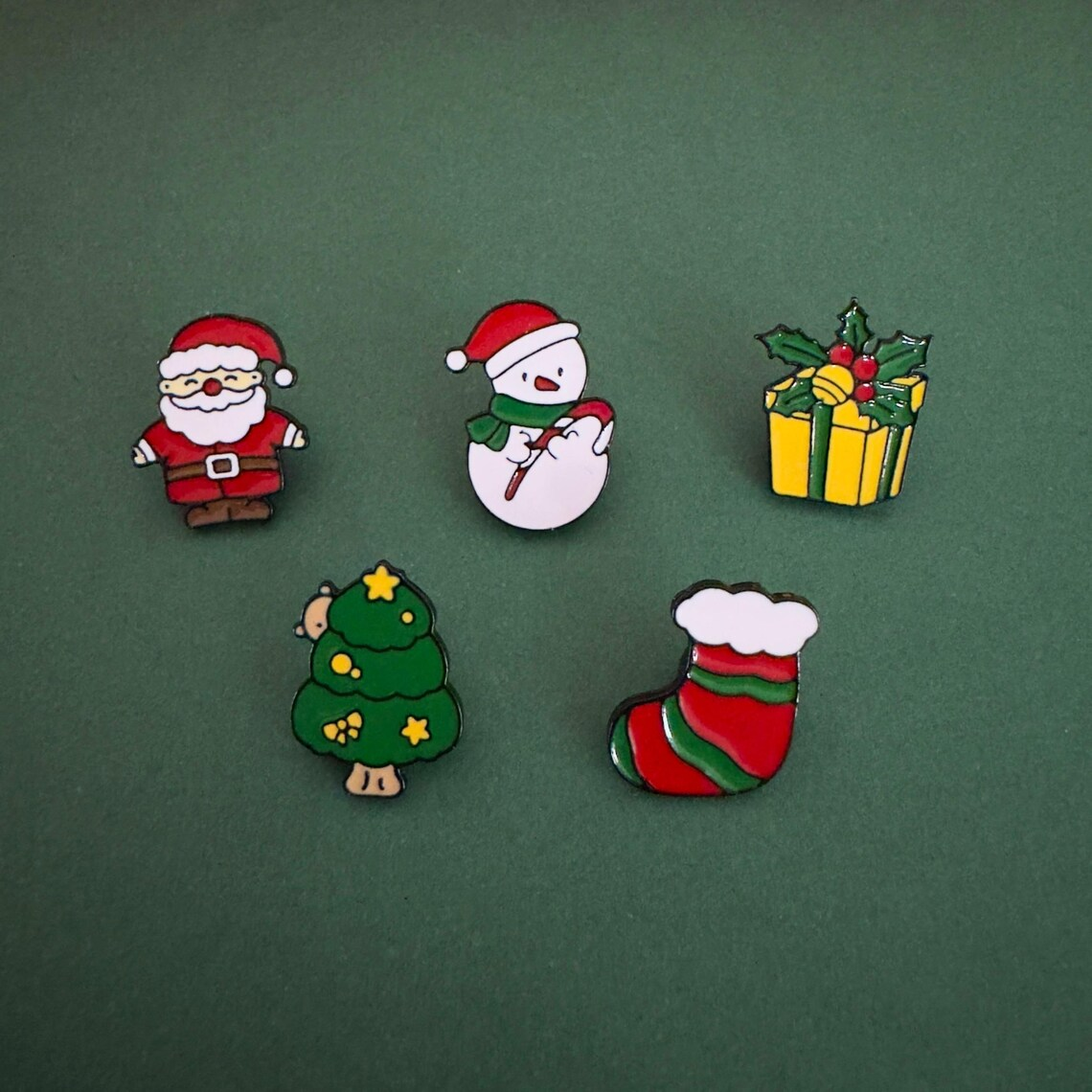 Customized Christmas Hard Enamel Commemorative Badge