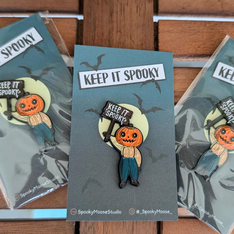 Aangepaste pompoenkop Halloween -badge