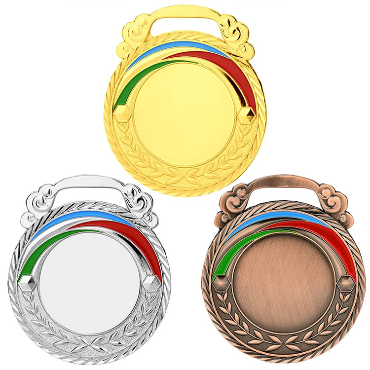 Pingat emas memanah yang disesuaikan