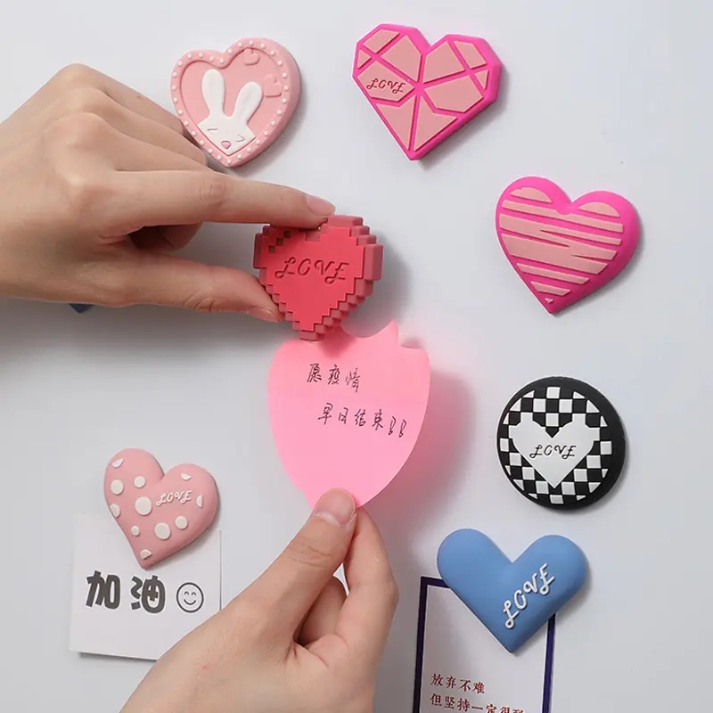 Souvenir Durable Rubber Heart Shaped Fridge Magnet