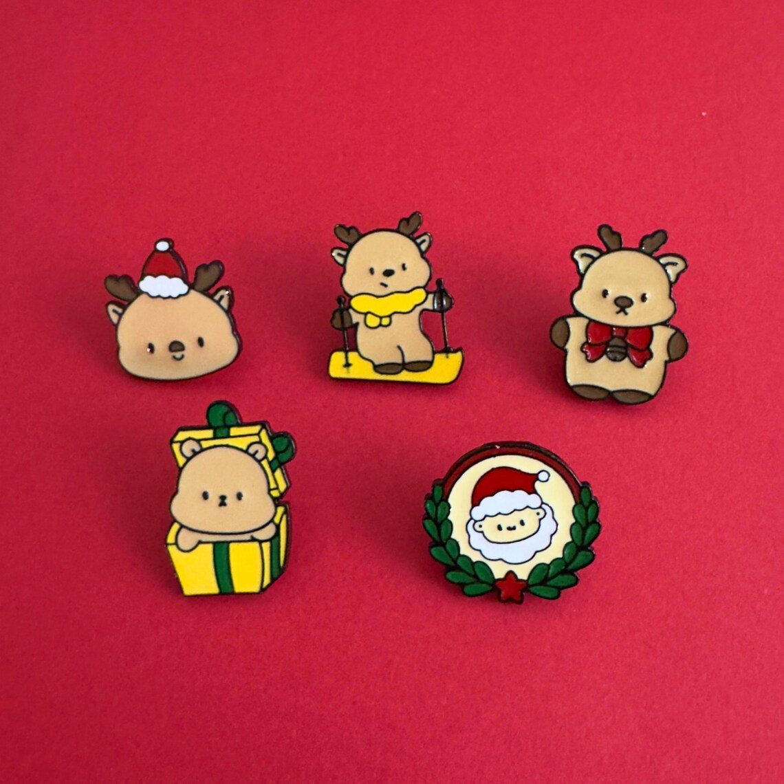 Customized Christmas Hard Enamel Commemorative Badge
