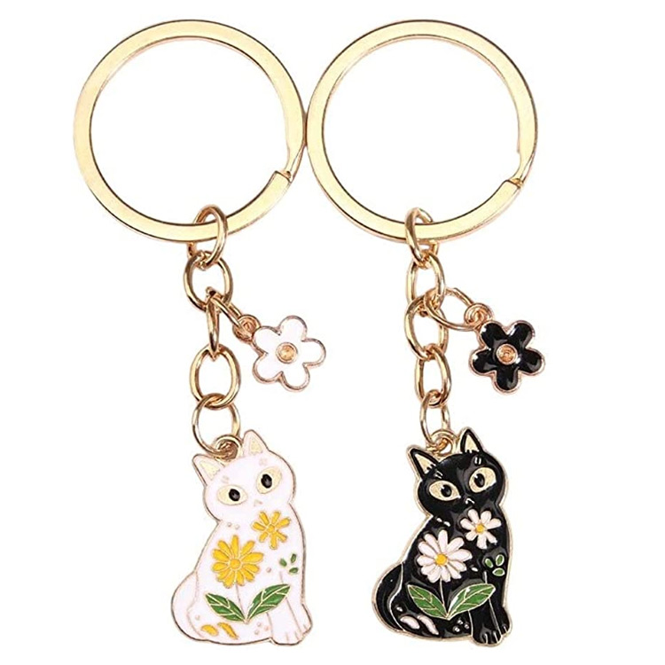 Custom Cute Couples Gifts Anime Metal Enamel Charms Couples Keychain